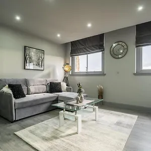  Apartment Hotl Aparts At Merchants House United Kingdom